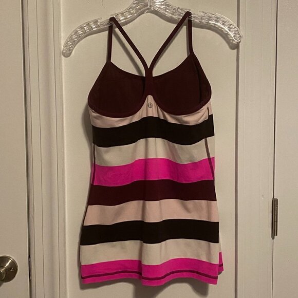 Lululemon Power Y Shelf Bra Racerback Tank 4 NWOT - Picture 9 of 14